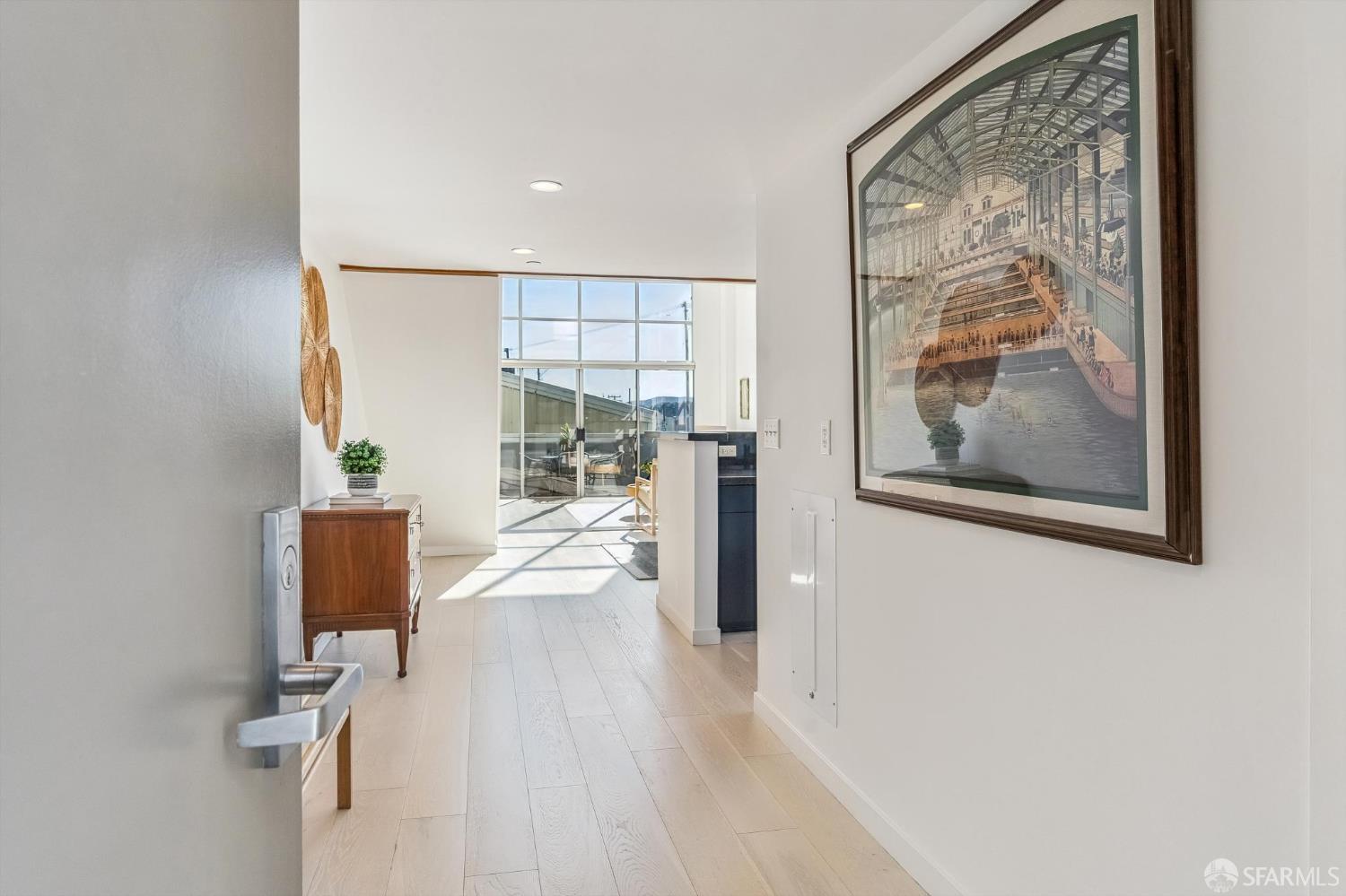 Detail Gallery Image 3 of 26 For 1325 Indiana St #201,  San Francisco,  CA 94107 - 1 Beds | 2 Baths