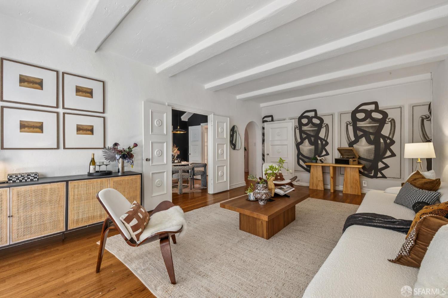 Detail Gallery Image 2 of 29 For 2090 Pacific Ave #306,  San Francisco,  CA 94109 - 1 Beds | 1 Baths