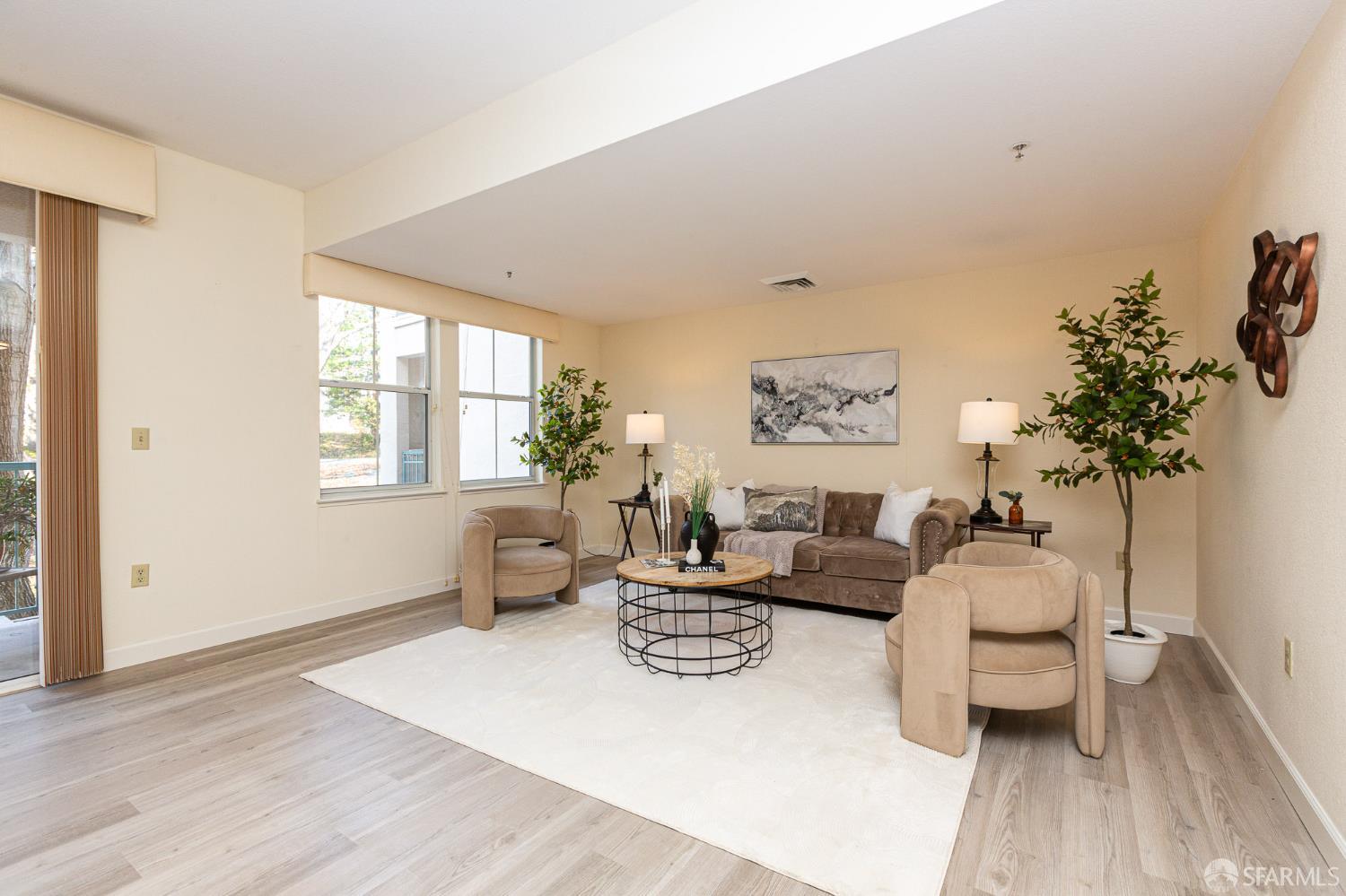 Detail Gallery Image 7 of 16 For 1840 Tice Creek Dr #2210,  Walnut Creek,  CA 94595 - 1 Beds | 1/1 Baths