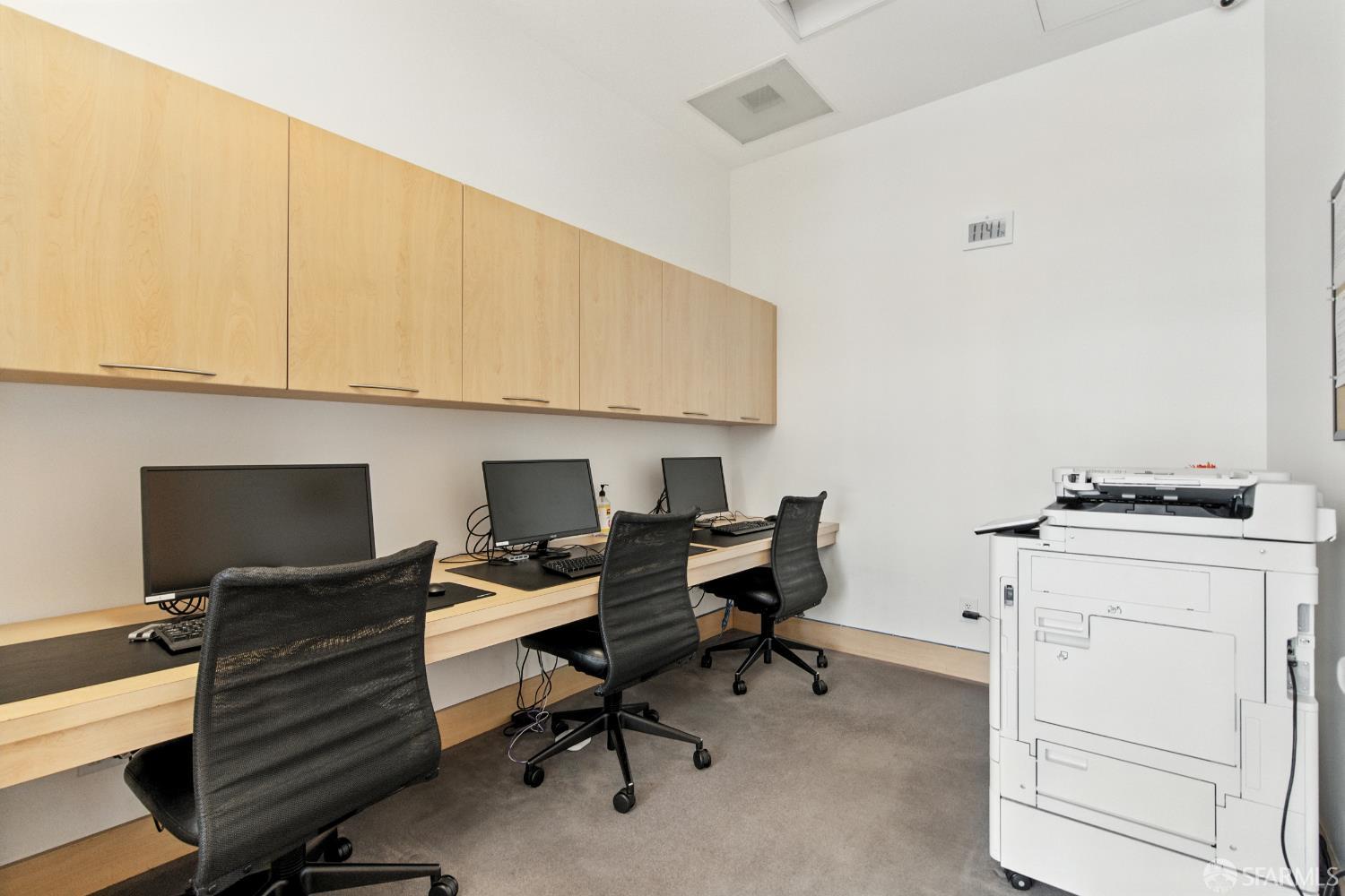 Detail Gallery Image 25 of 28 For 1 Lakeside Dr #1006,  Oakland,  CA 94612 - 1 Beds | 1 Baths