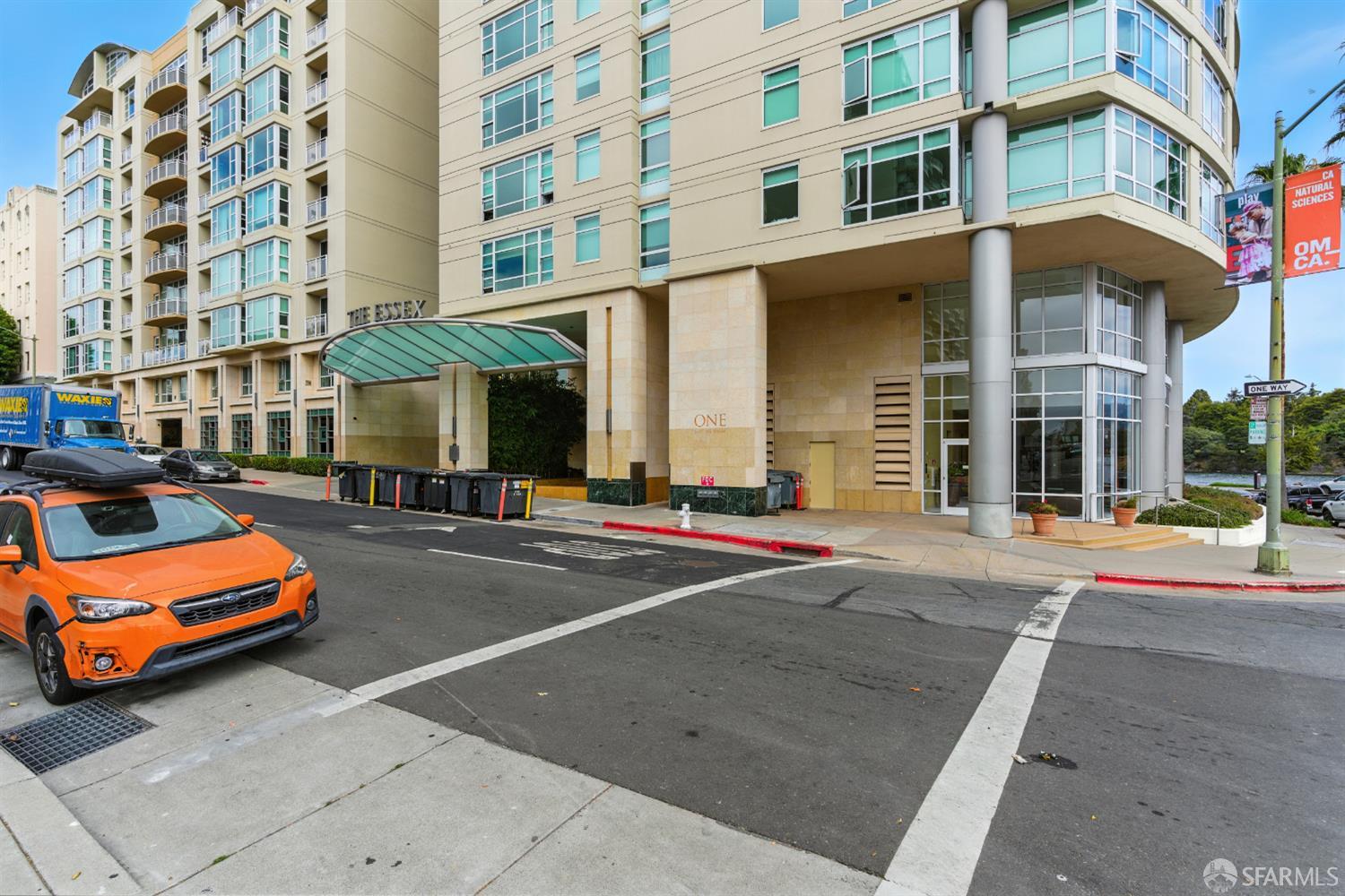 Detail Gallery Image 22 of 28 For 1 Lakeside Dr #1006,  Oakland,  CA 94612 - 1 Beds | 1 Baths