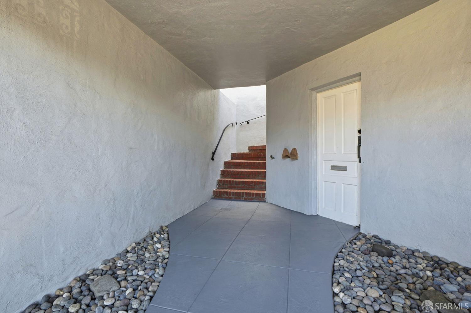 Detail Gallery Image 6 of 49 For 1778 42nd Ave, San Francisco,  CA 94122 - 2 Beds | 1 Baths