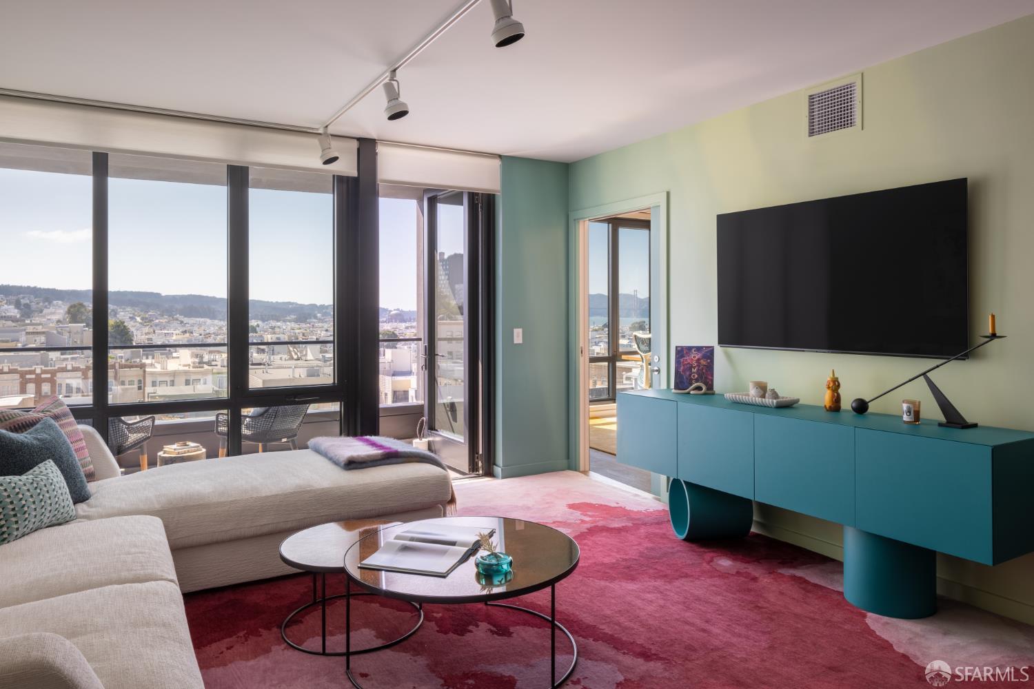 Detail Gallery Image 11 of 38 For 2525 Van Ness Ave #601,  San Francisco,  CA 94109 - 3 Beds | 3/1 Baths