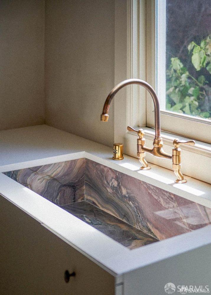 Photo #9: 426096316 Listing: Photo #9