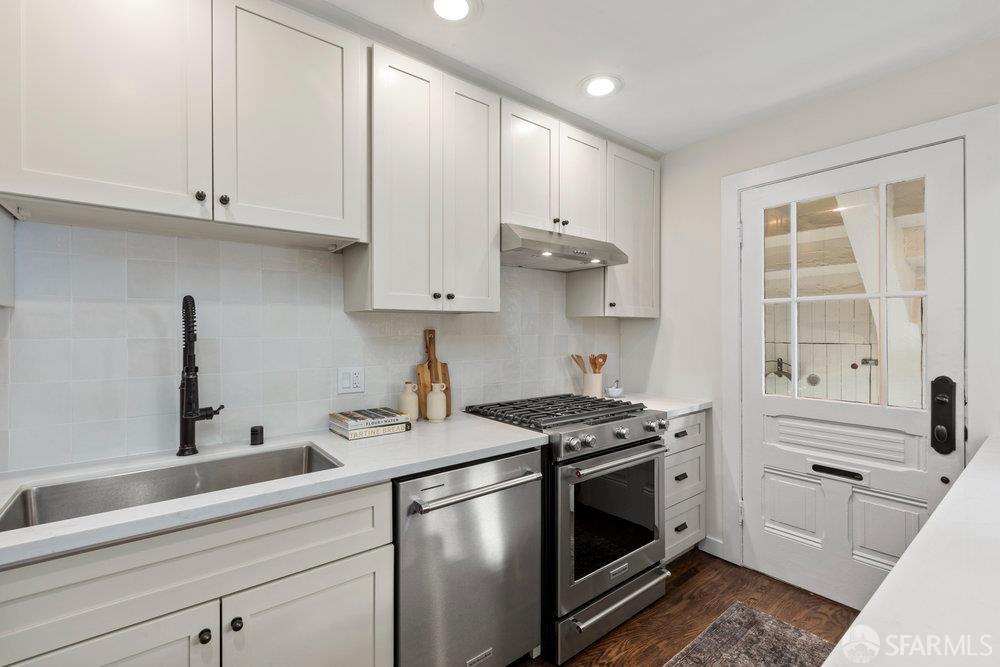 Photo #13: 426096159 Listing: Photo #13