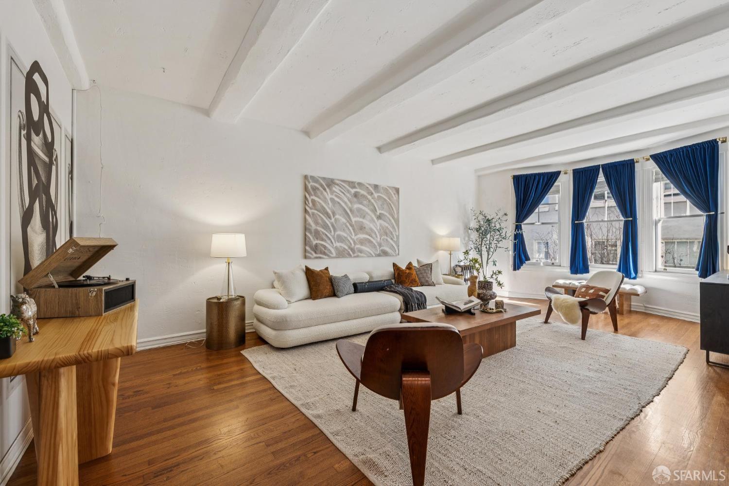 Detail Gallery Image 4 of 29 For 2090 Pacific Ave #306,  San Francisco,  CA 94109 - 1 Beds | 1 Baths