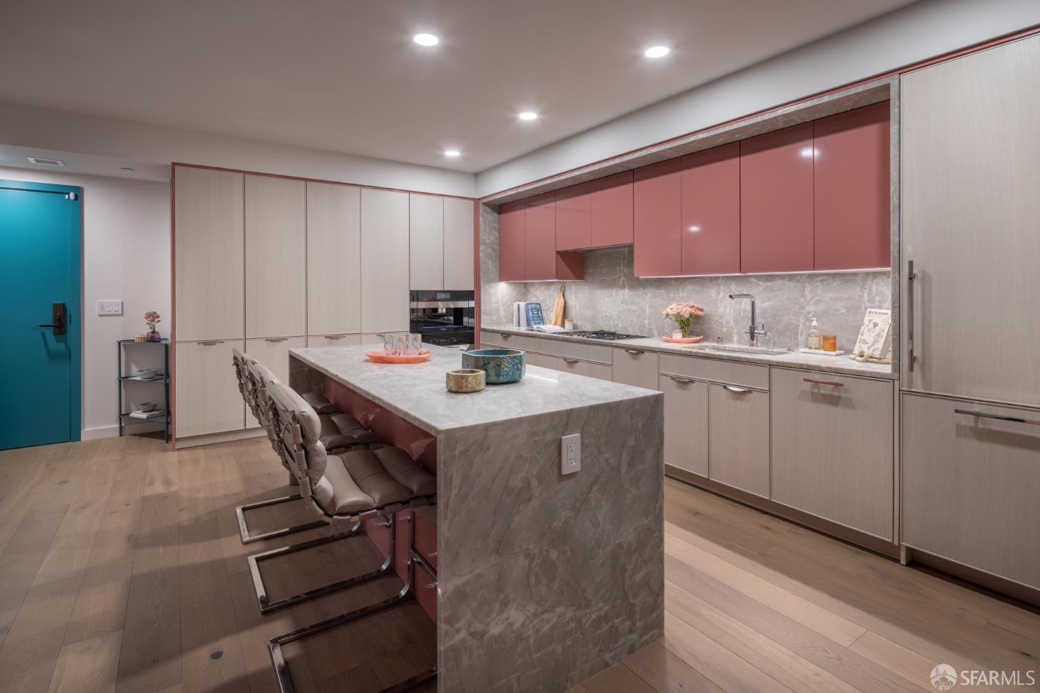 Detail Gallery Image 27 of 38 For 2525 Van Ness Ave #601,  San Francisco,  CA 94109 - 3 Beds | 3/1 Baths