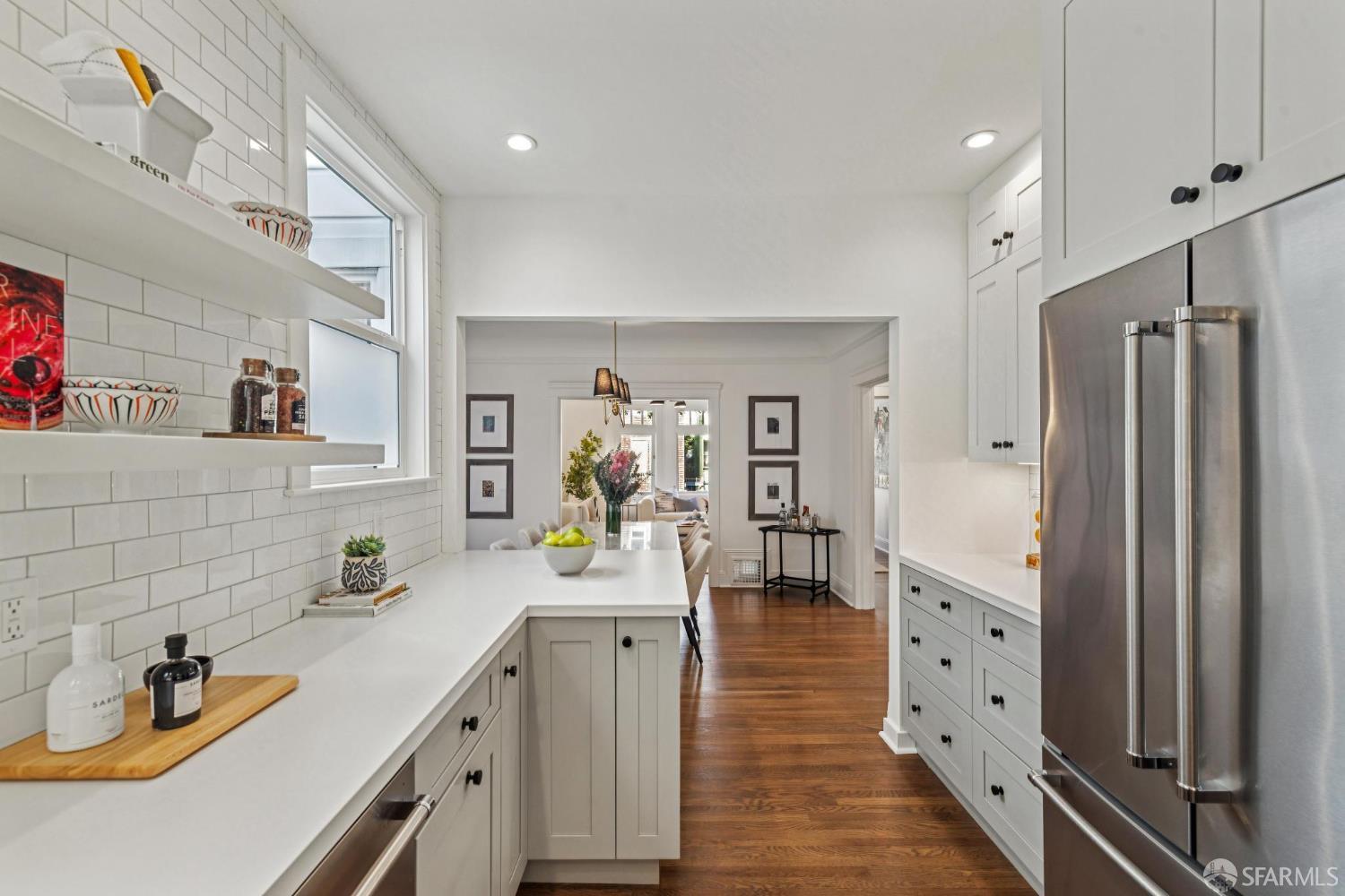 Detail Gallery Image 16 of 42 For 1141 Fell St, San Francisco,  CA 94117 - 3 Beds | 2 Baths