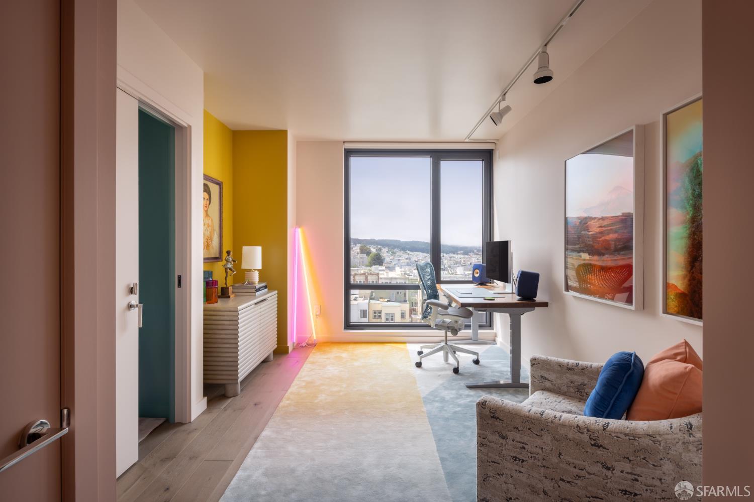 Detail Gallery Image 8 of 38 For 2525 Van Ness Ave #601,  San Francisco,  CA 94109 - 3 Beds | 3/1 Baths