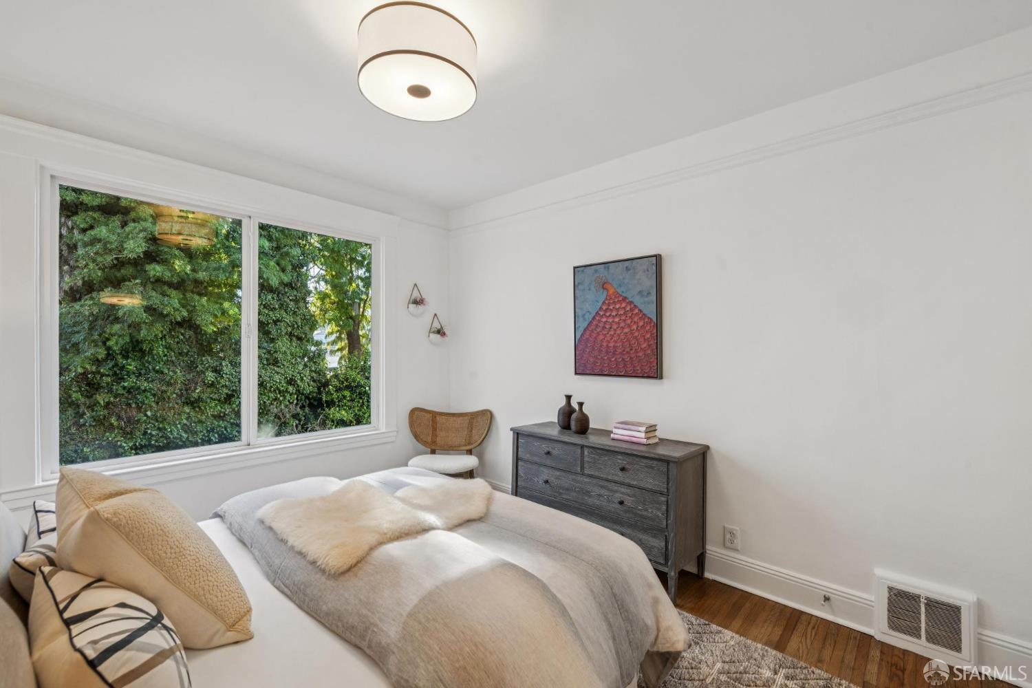 Detail Gallery Image 21 of 42 For 1141 Fell St, San Francisco,  CA 94117 - 3 Beds | 2 Baths