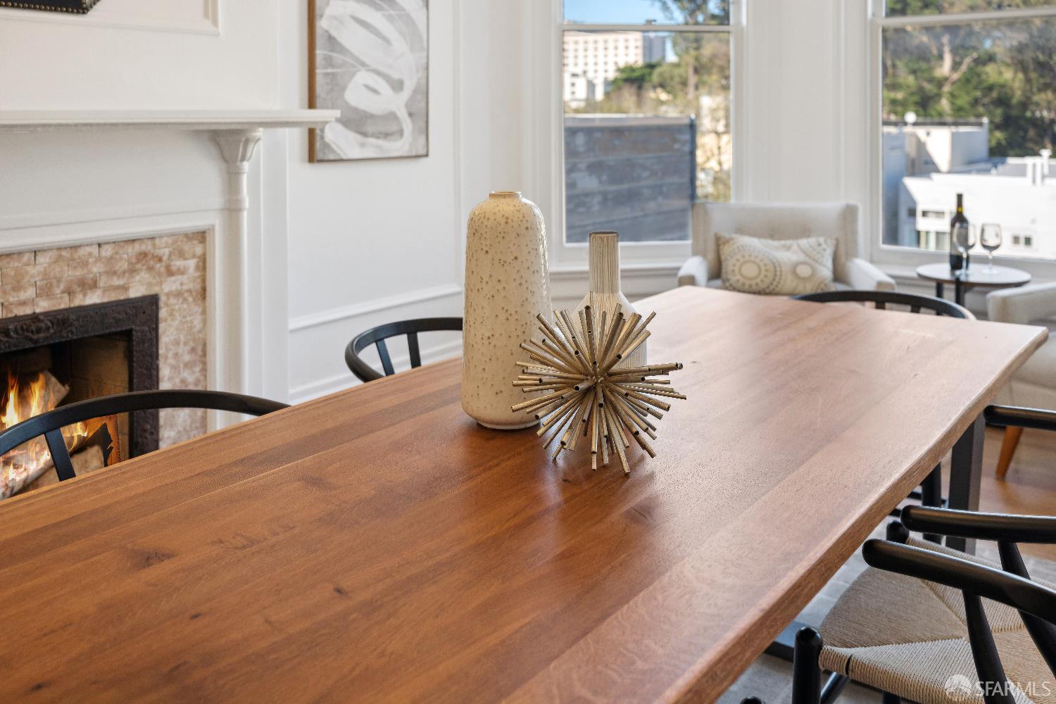 Detail Gallery Image 5 of 55 For 1750 Page St, San Francisco,  CA 94117 - 2 Beds | 1 Baths