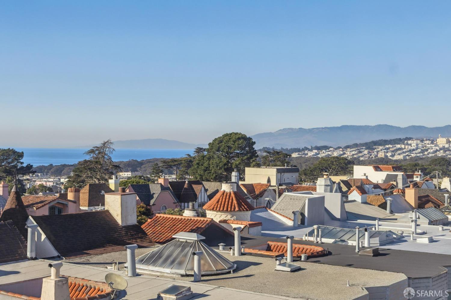 Detail Gallery Image 36 of 55 For 2830 Lawton St, San Francisco,  CA 94122 - 3 Beds | 1/2 Baths