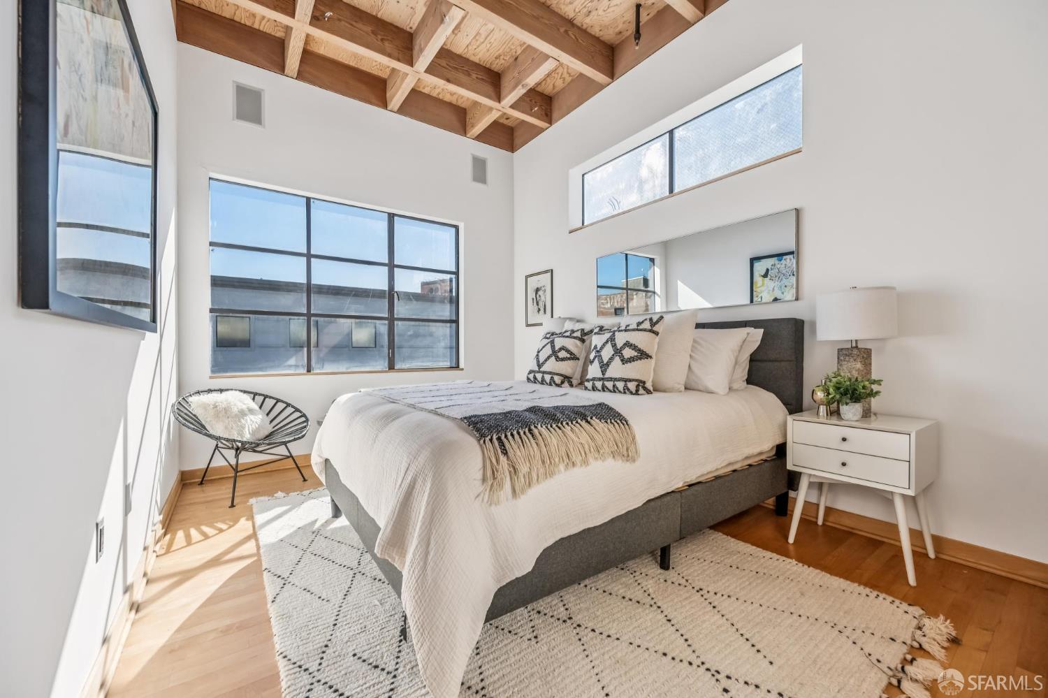 Detail Gallery Image 32 of 87 For 1066 Bryant St, San Francisco,  CA 94103 - 4 Beds | 5/1 Baths