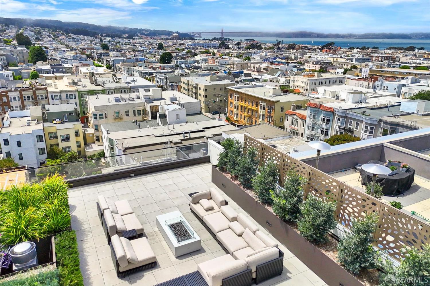 Detail Gallery Image 32 of 38 For 2525 Van Ness Ave #601,  San Francisco,  CA 94109 - 3 Beds | 3/1 Baths