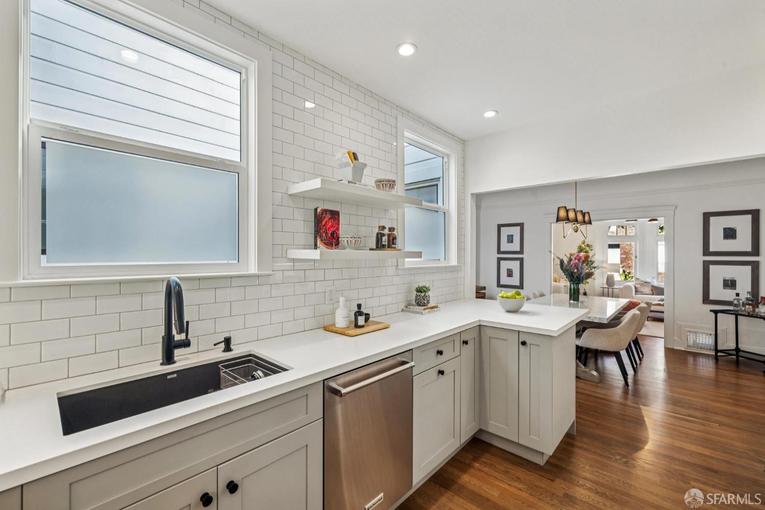 Detail Gallery Image 14 of 42 For 1141 Fell St, San Francisco,  CA 94117 - 3 Beds | 2 Baths