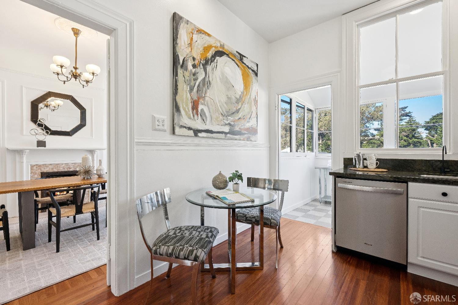 Detail Gallery Image 16 of 55 For 1750 Page St, San Francisco,  CA 94117 - 2 Beds | 1 Baths