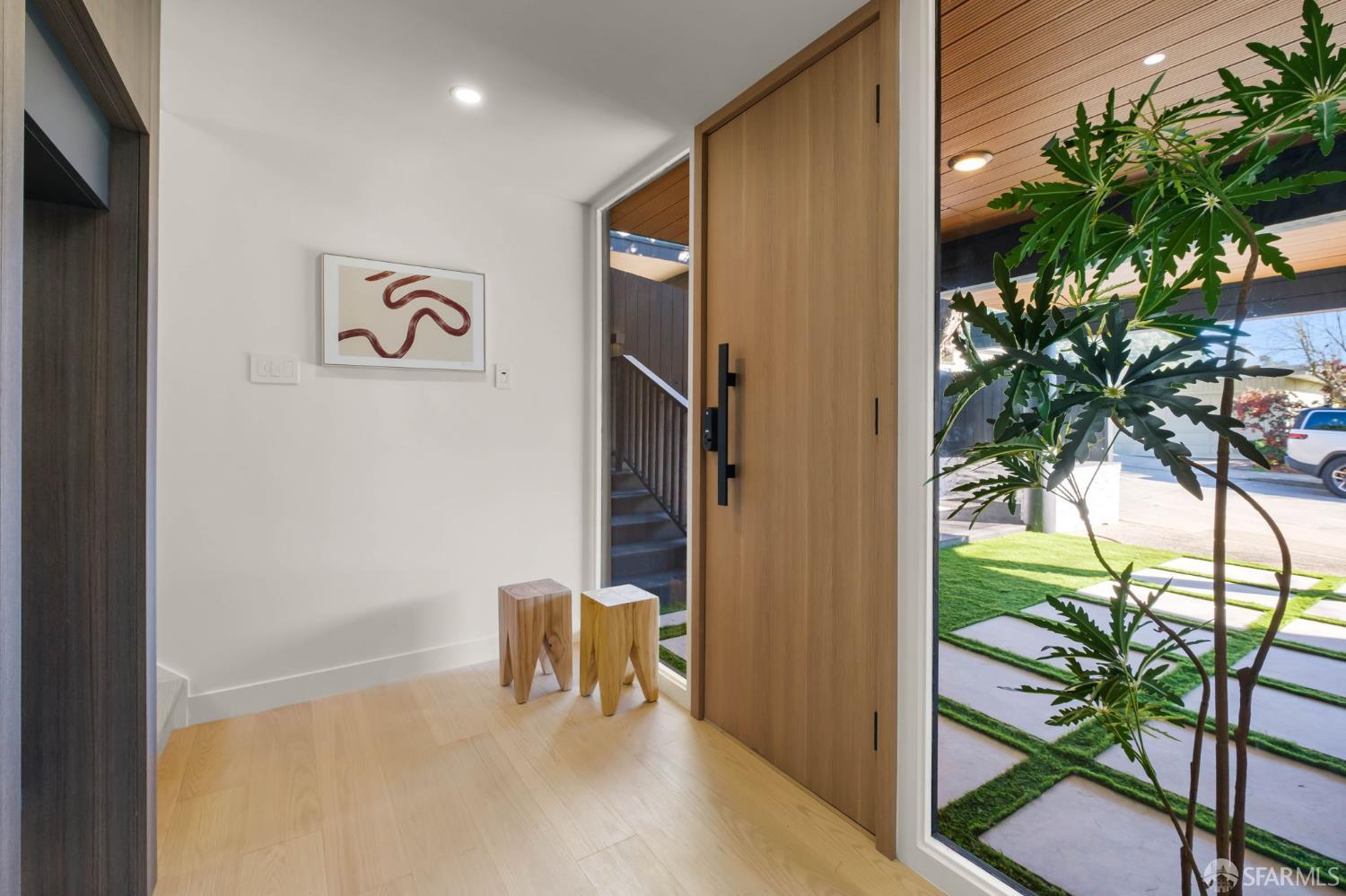 Detail Gallery Image 8 of 48 For 131 Turquoise Way, San Francisco,  CA 94131 - 3 Beds | 3/1 Baths