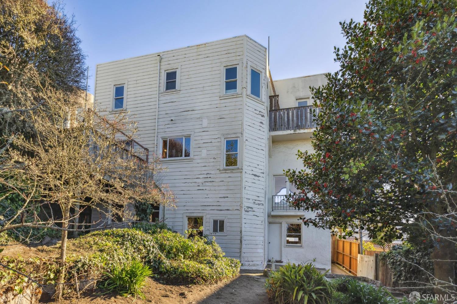 Detail Gallery Image 50 of 55 For 2830 Lawton St, San Francisco,  CA 94122 - 3 Beds | 1/2 Baths