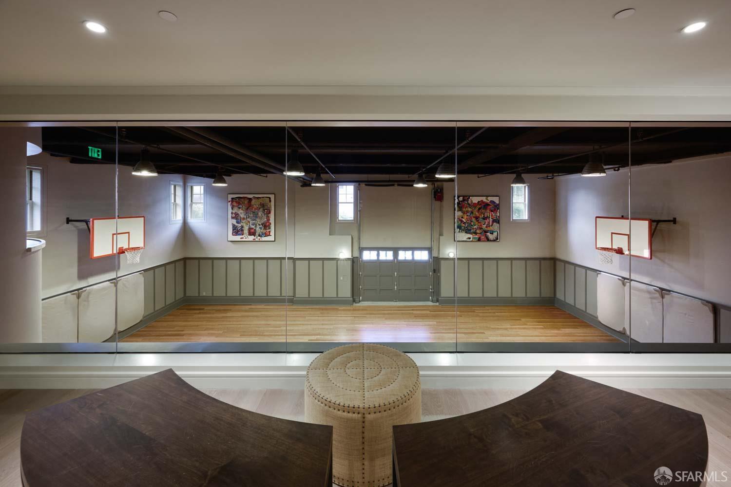 Detail Gallery Image 42 of 56 For 3199 Jackson Ave, San Francisco,  CA 94115 - 9 Beds | 10/5 Baths