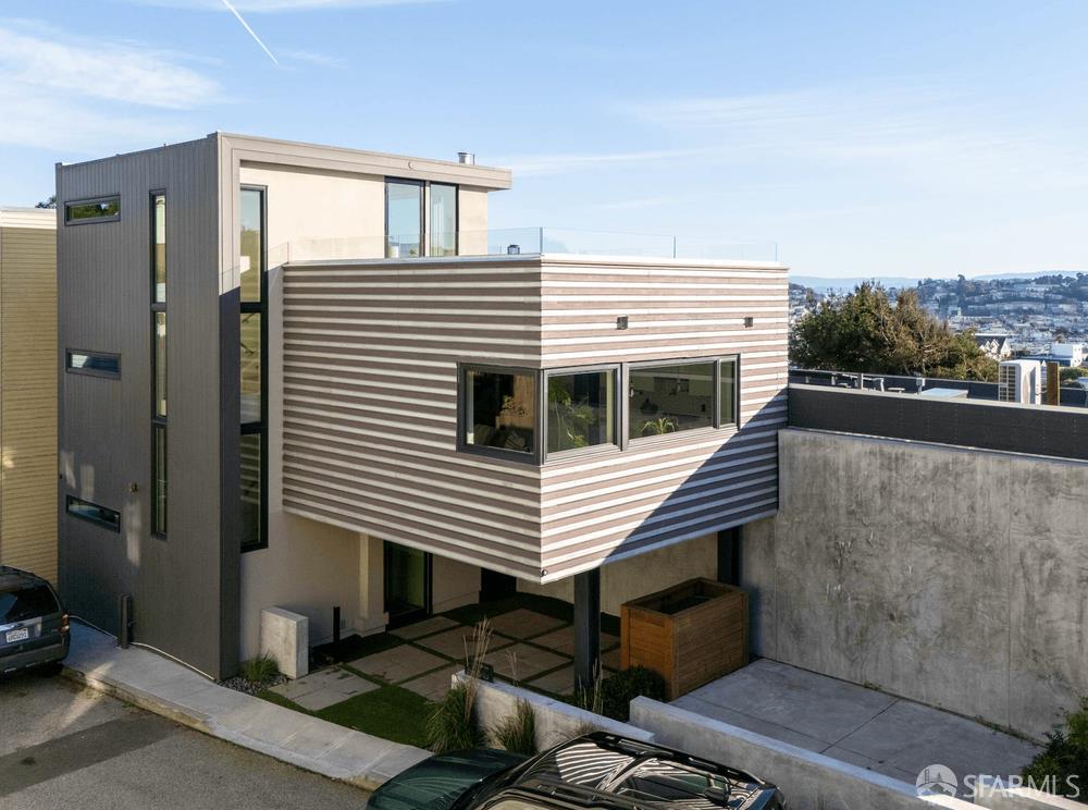 Detail Gallery Image 25 of 29 For 495 Chapman St, San Francisco,  CA 94110 - 4 Beds | 3 Baths