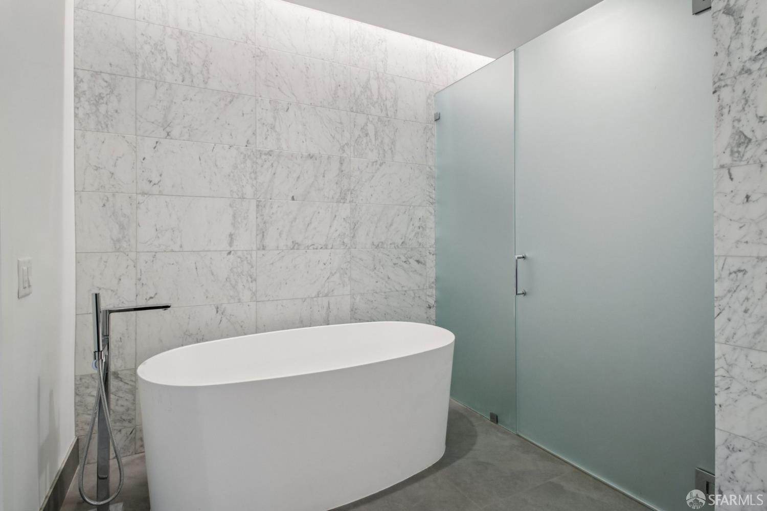 Photo #22: 426094425 Listing: Photo #22