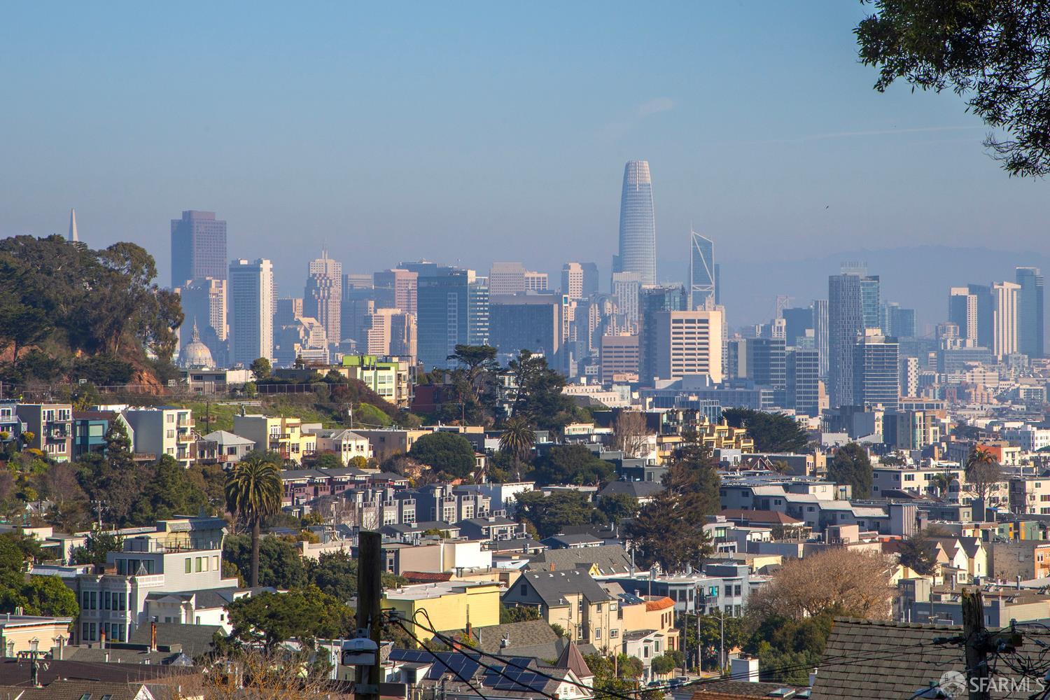 Detail Gallery Image 24 of 30 For 327 Caselli Ave, San Francisco,  CA 94114 - 2 Beds | 1/1 Baths