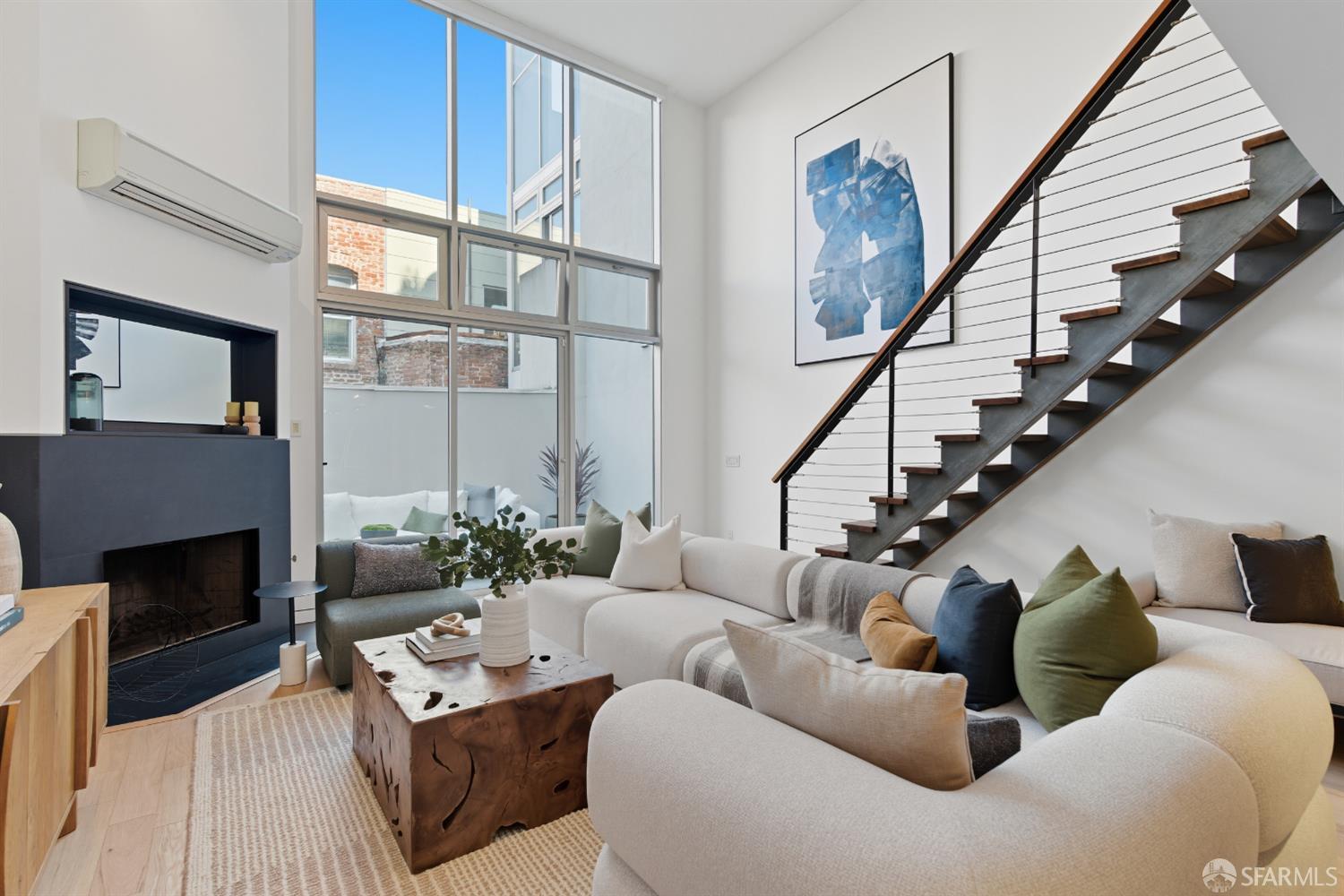 Detail Gallery Image 5 of 38 For 188 South Park St #5,  San Francisco,  CA 94107 - 3 Beds | 2/1 Baths