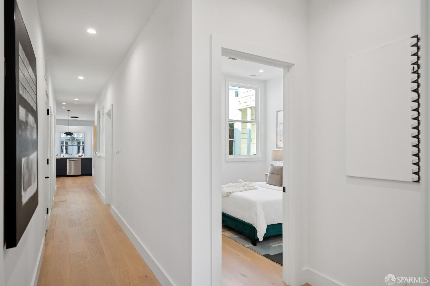 Detail Gallery Image 19 of 56 For 224 Clayton St #224,  San Francisco,  CA 94117 - 4 Beds | 2/1 Baths