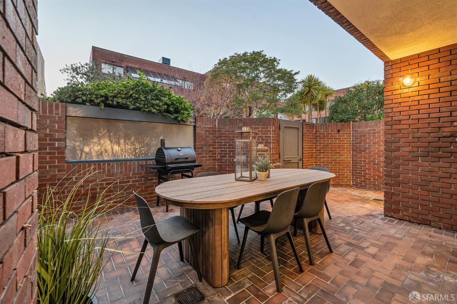 Detail Gallery Image 43 of 55 For 640 Davis St #24,  San Francisco,  CA 94111 - 2 Beds | 2 Baths