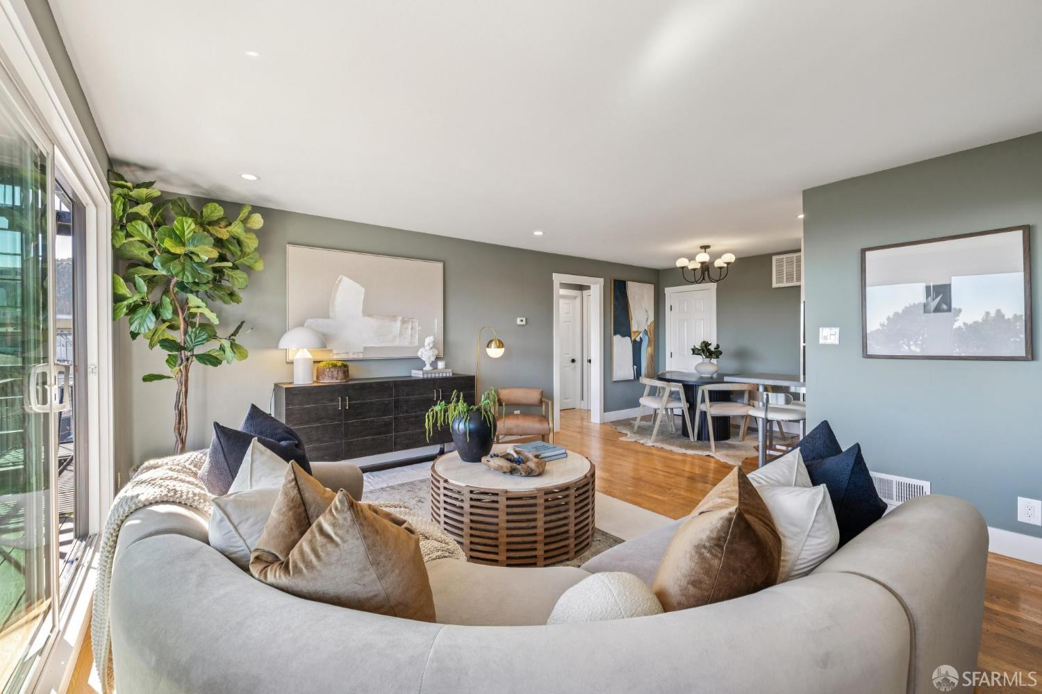 Photo #7: 425093183 Listing: Photo #7