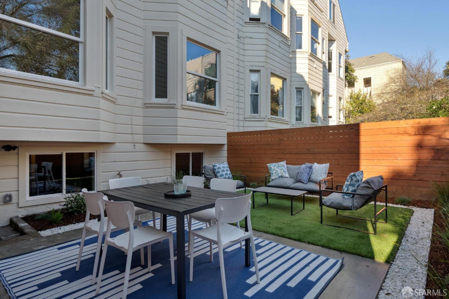 Detail Gallery Image 49 of 56 For 224 Clayton St #224,  San Francisco,  CA 94117 - 4 Beds | 2/1 Baths