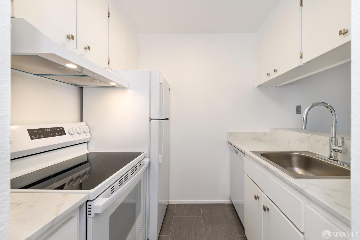 Detail Gallery Image 11 of 30 For 7224 Shelter Creek Ln, San Bruno,  CA 94066 - 0 Beds | 1 Baths