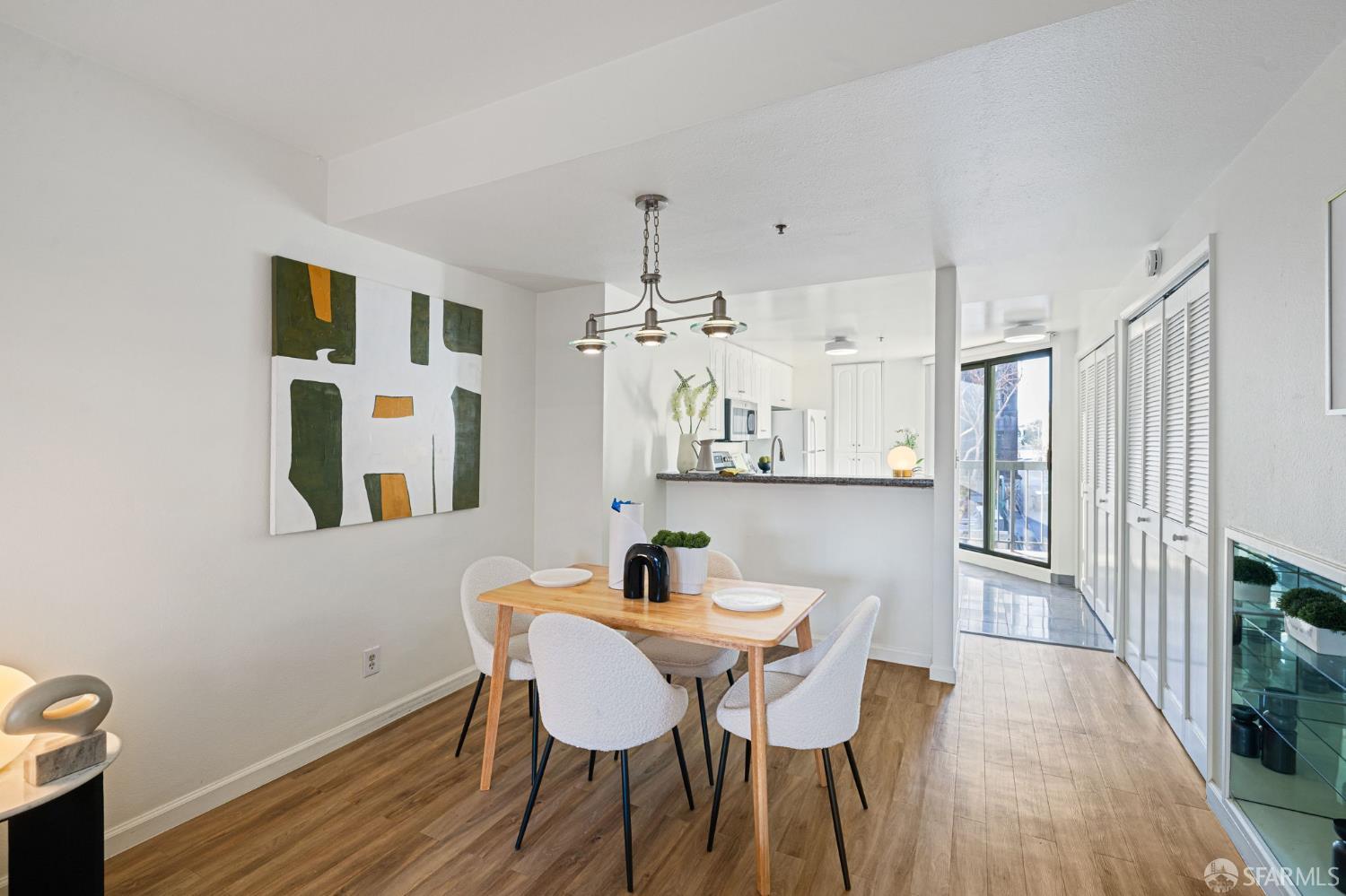 Detail Gallery Image 18 of 72 For 601 Van Ness Ave #39,  San Francisco,  CA 94102 - 2 Beds | 2 Baths