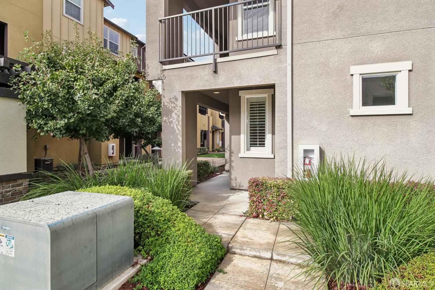 Detail Gallery Image 40 of 41 For 1297 Coyote Creek Way, Milpitas,  CA 95035 - 3 Beds | 2/1 Baths