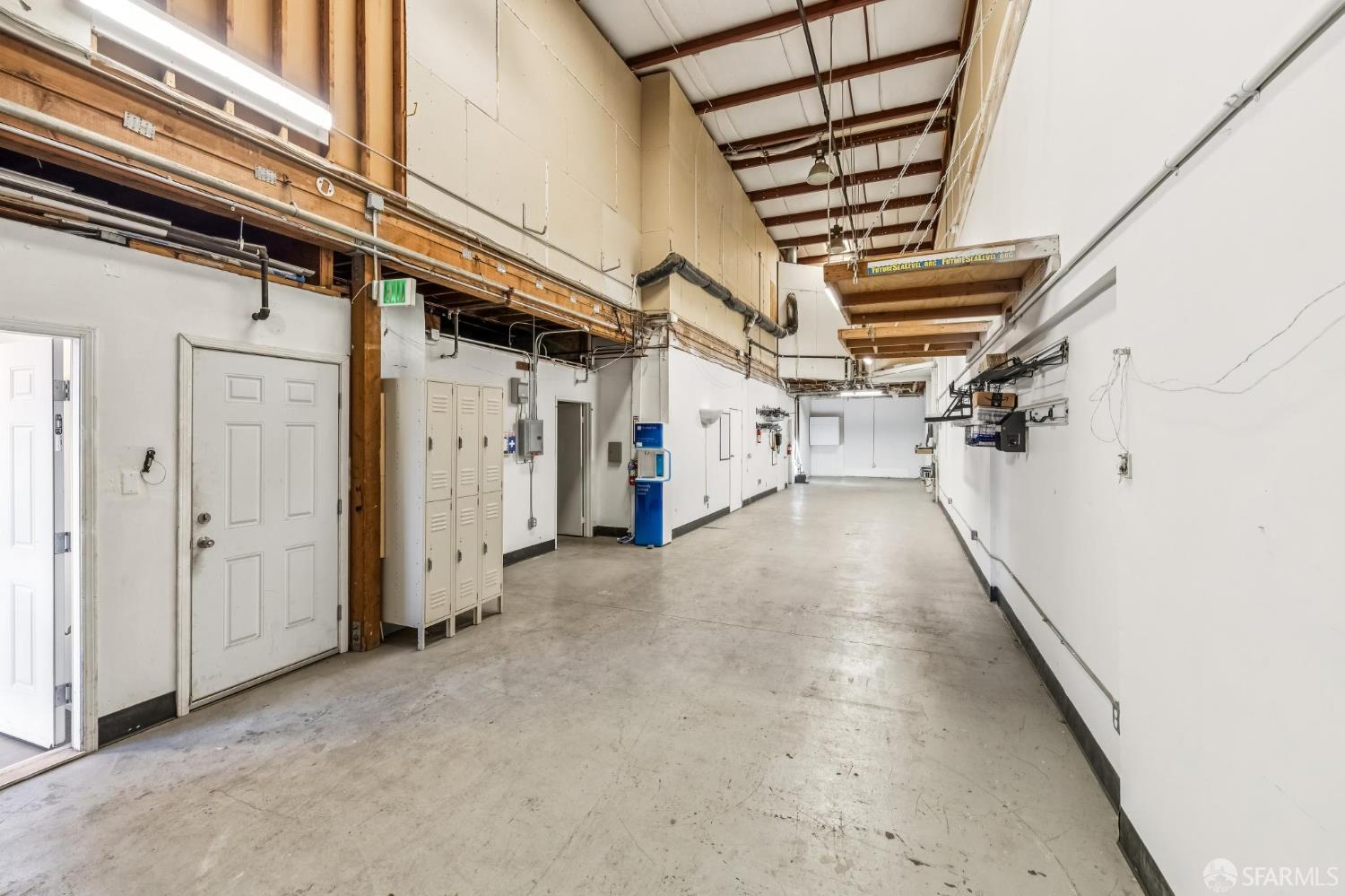 Detail Gallery Image 5 of 31 For 2250 Jerrold Ave #11,  San Francisco,  CA 94124 - – Beds | – Baths