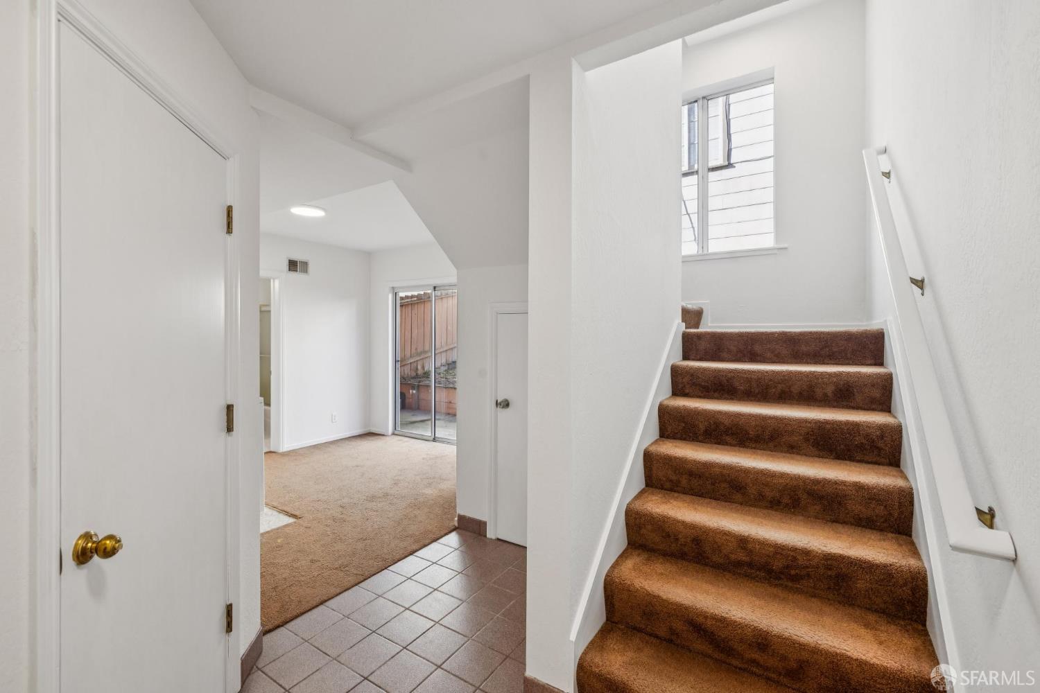 Detail Gallery Image 7 of 60 For 567 Edna St, San Francisco,  CA 94112 - 3 Beds | 3/1 Baths