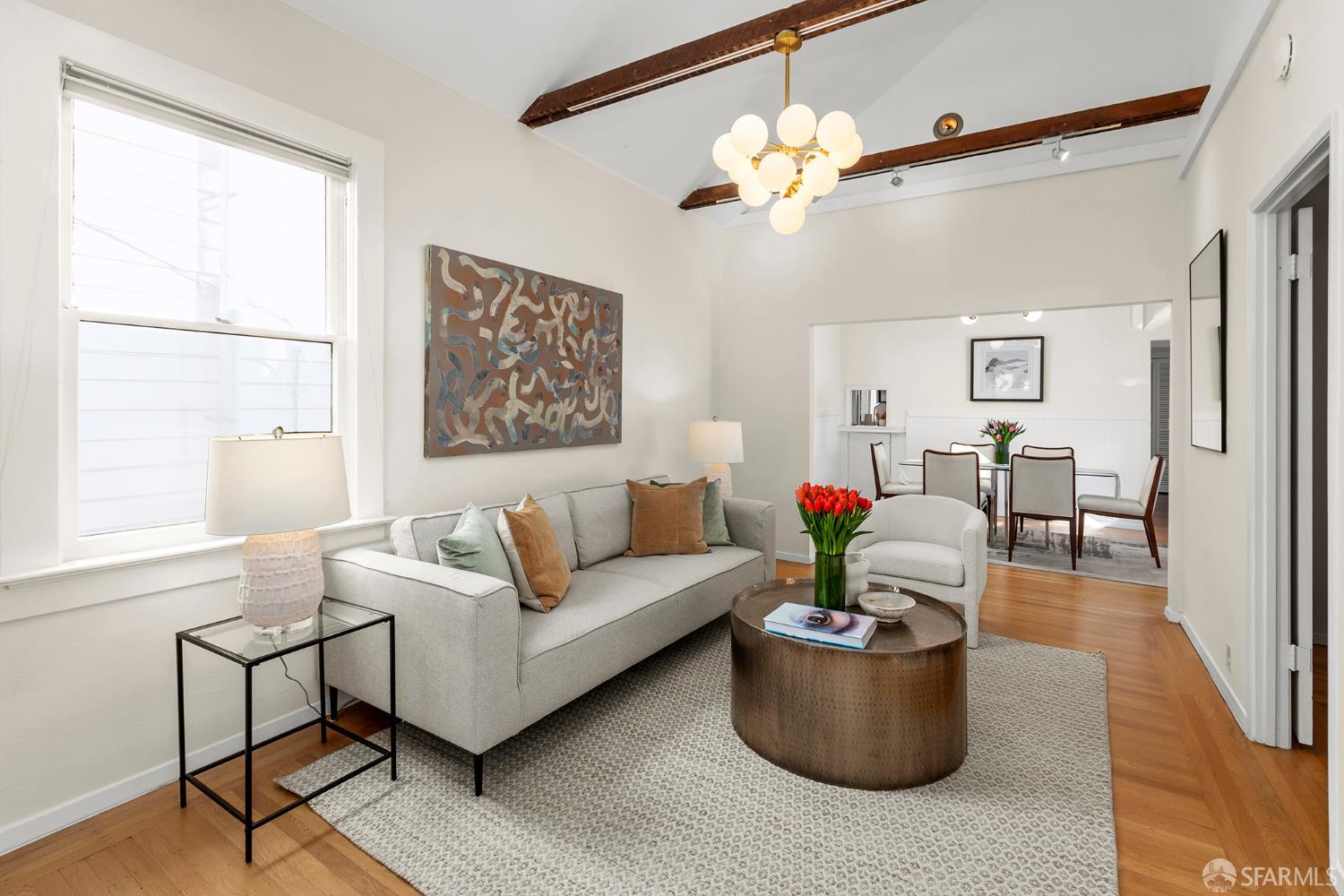 Detail Gallery Image 2 of 30 For 327 Caselli Ave, San Francisco,  CA 94114 - 2 Beds | 1/1 Baths