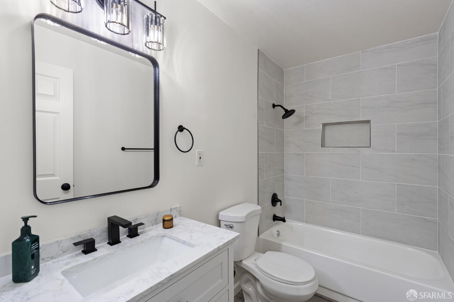 Detail Gallery Image 25 of 44 For 1461 Broadway St #205,  San Francisco,  CA 94109 - 1 Beds | 1 Baths