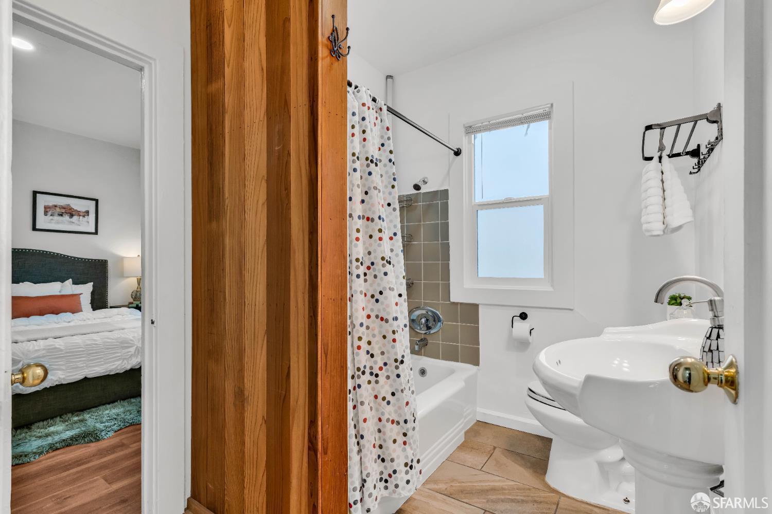 Detail Gallery Image 29 of 42 For 2918 Newbury St, Berkeley,  CA 94703 - 3 Beds | 1/1 Baths