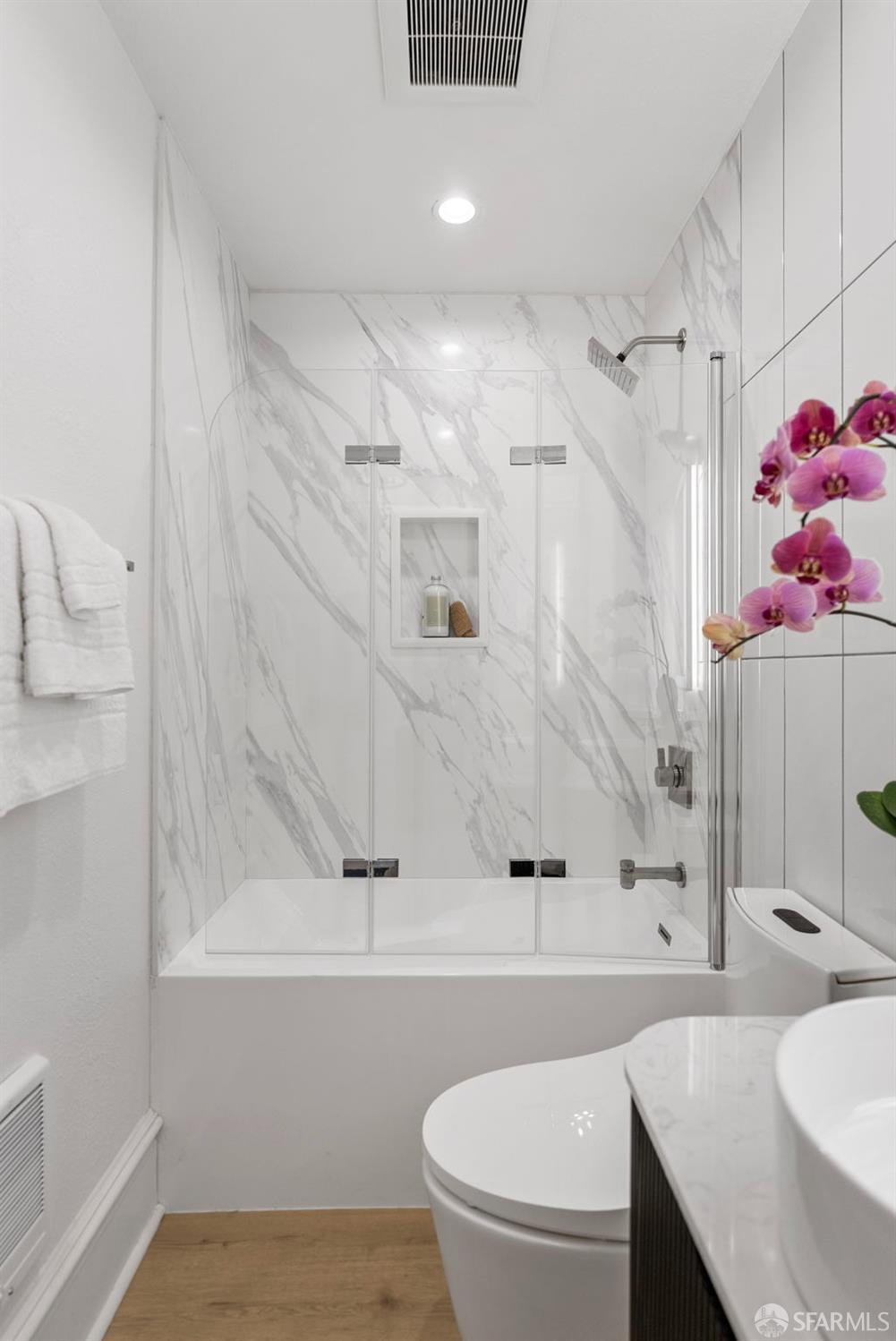 Photo #22: 426096672 Listing: Photo #22