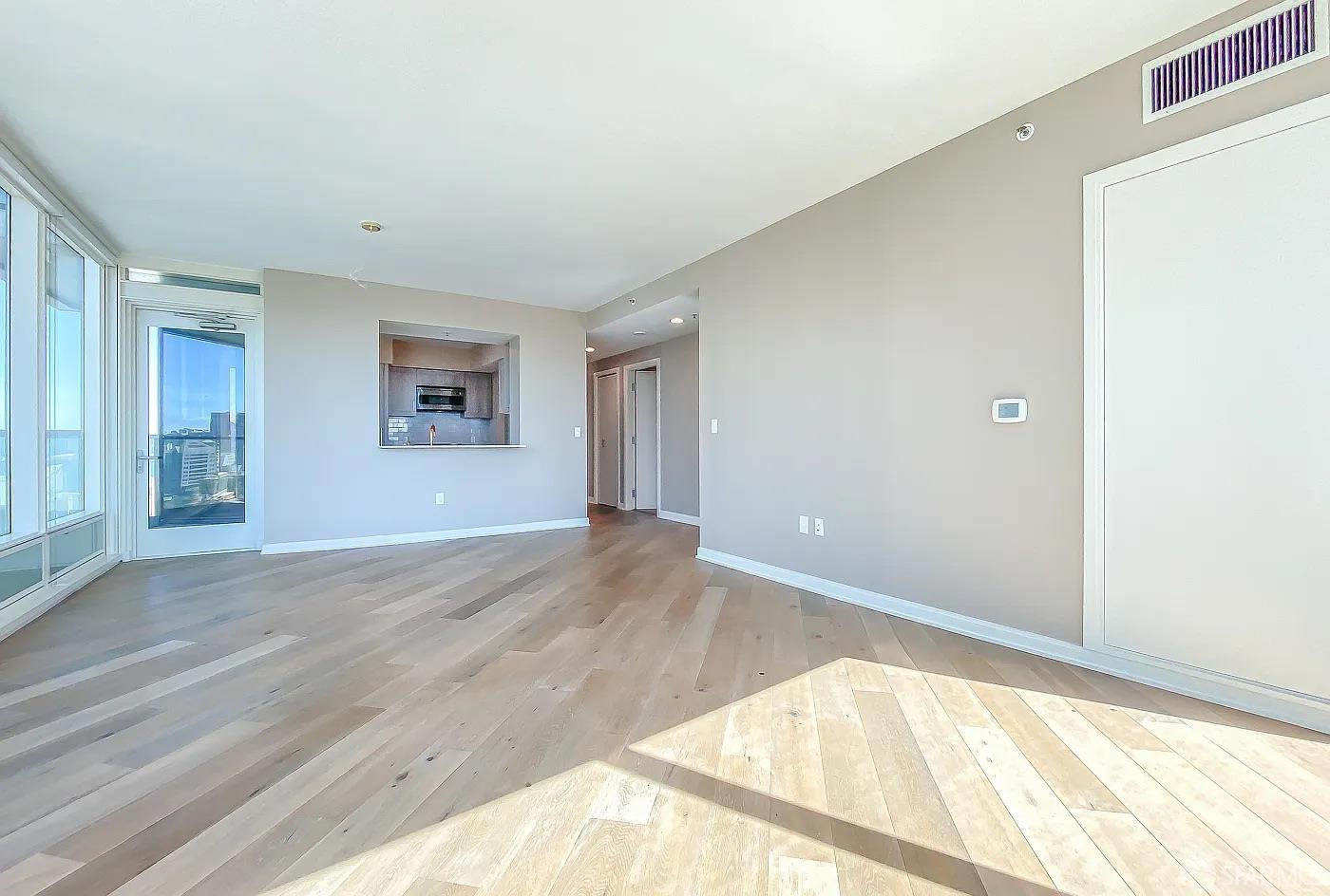 Photo #6: 426096610 Listing: Photo #6