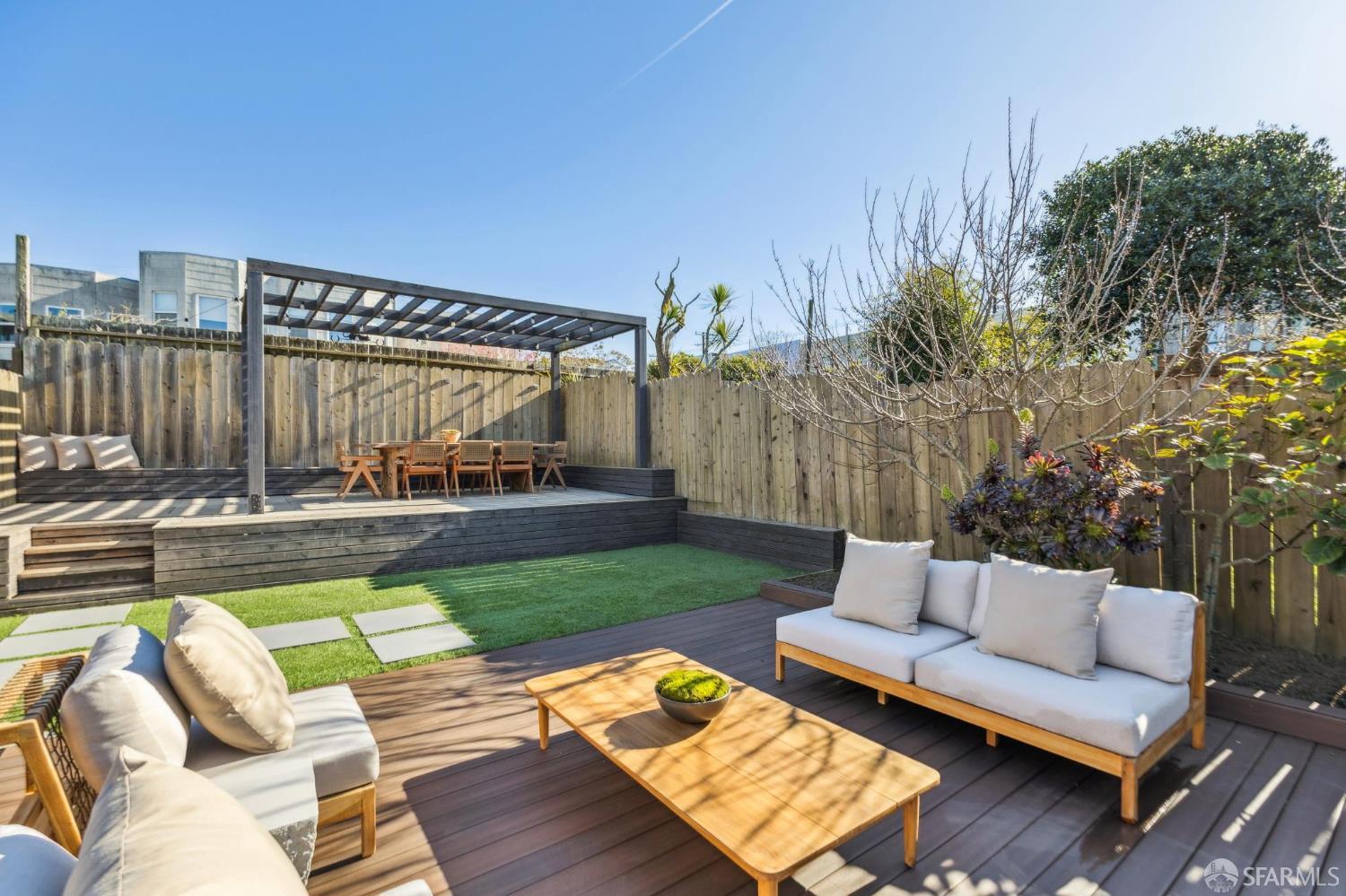 Detail Gallery Image 11 of 42 For 1474 34th Ave, San Francisco,  CA 94122 - 5 Beds | 4 Baths