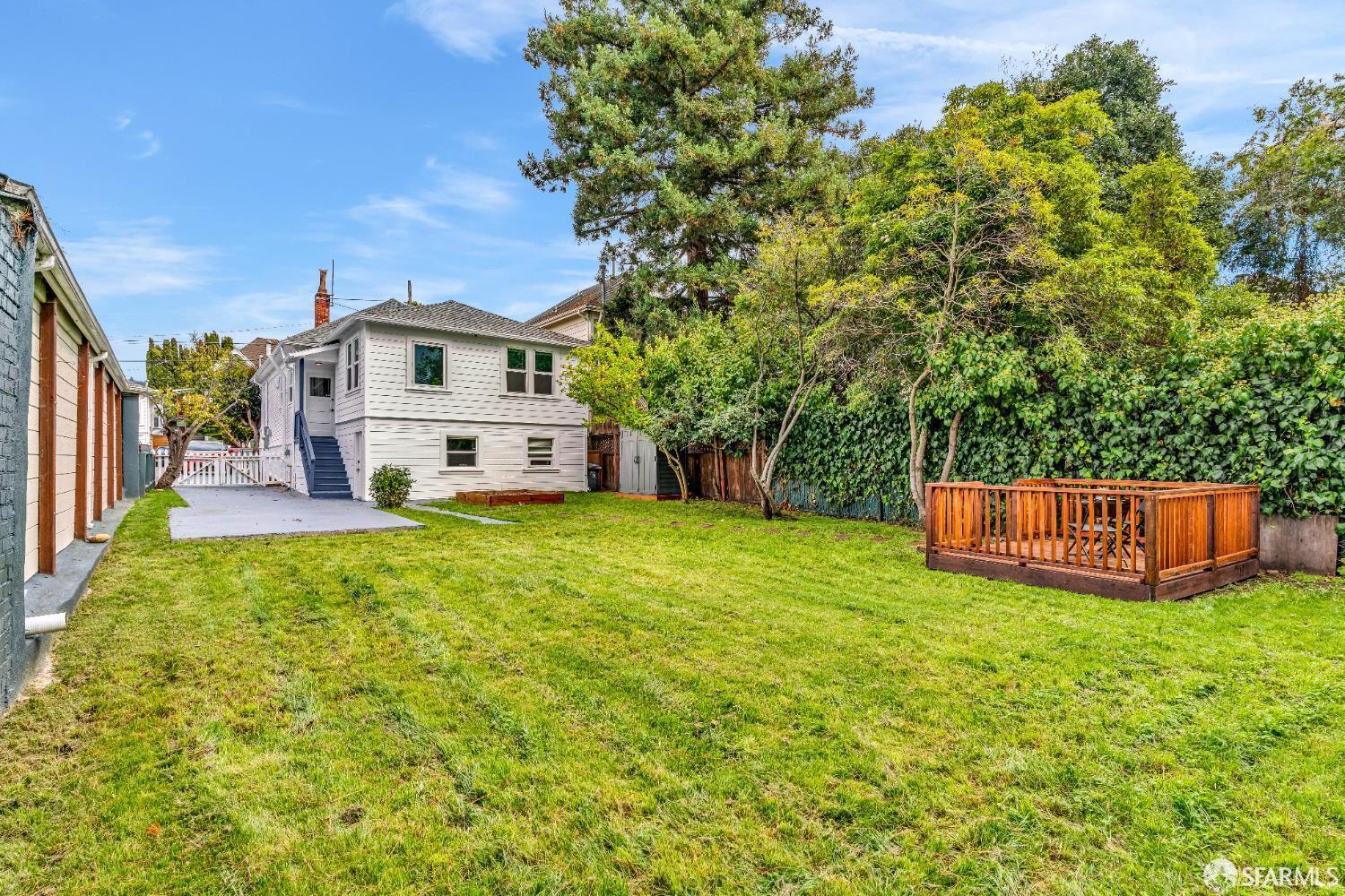 Detail Gallery Image 42 of 42 For 2918 Newbury St, Berkeley,  CA 94703 - 3 Beds | 1/1 Baths