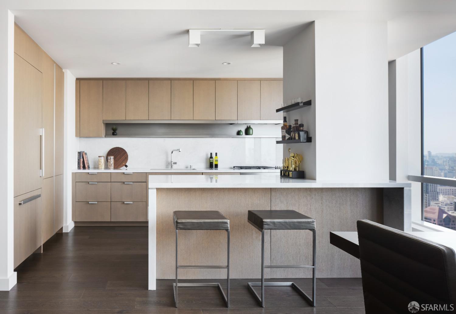 Detail Gallery Image 2 of 18 For 488 Folsom St #5003,  San Francisco,  CA 94105 - 2 Beds | 2/1 Baths