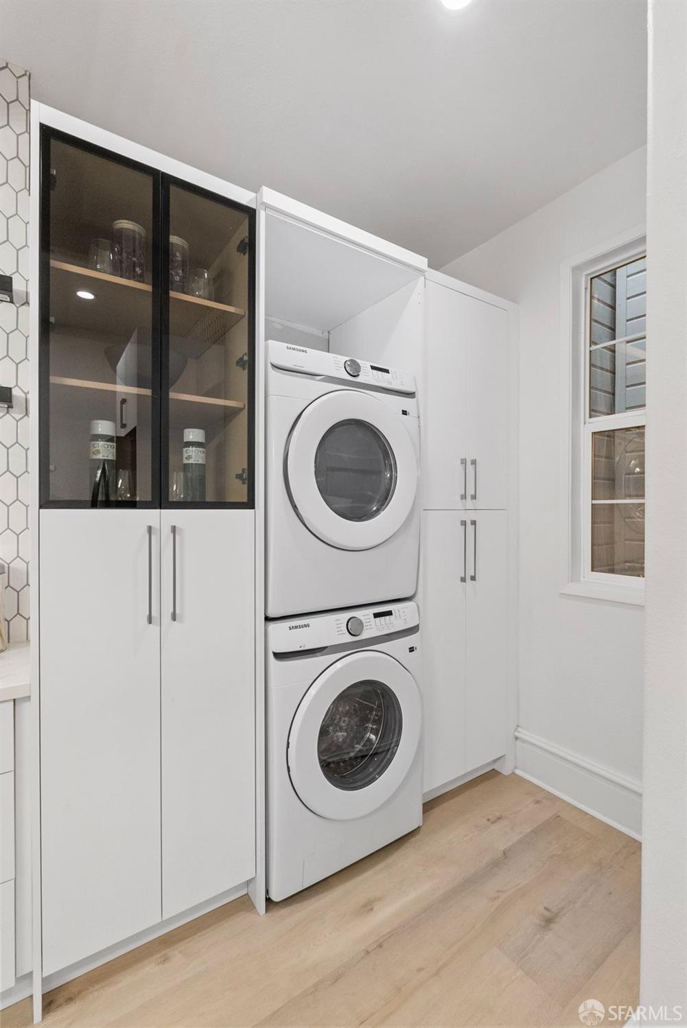 Photo #9: 426096672 Listing: Photo #9