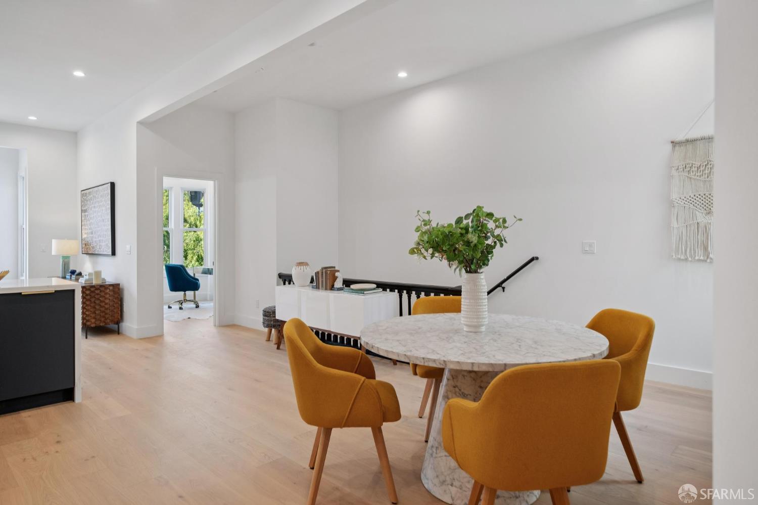 Detail Gallery Image 12 of 56 For 224 Clayton St #224,  San Francisco,  CA 94117 - 4 Beds | 2/1 Baths