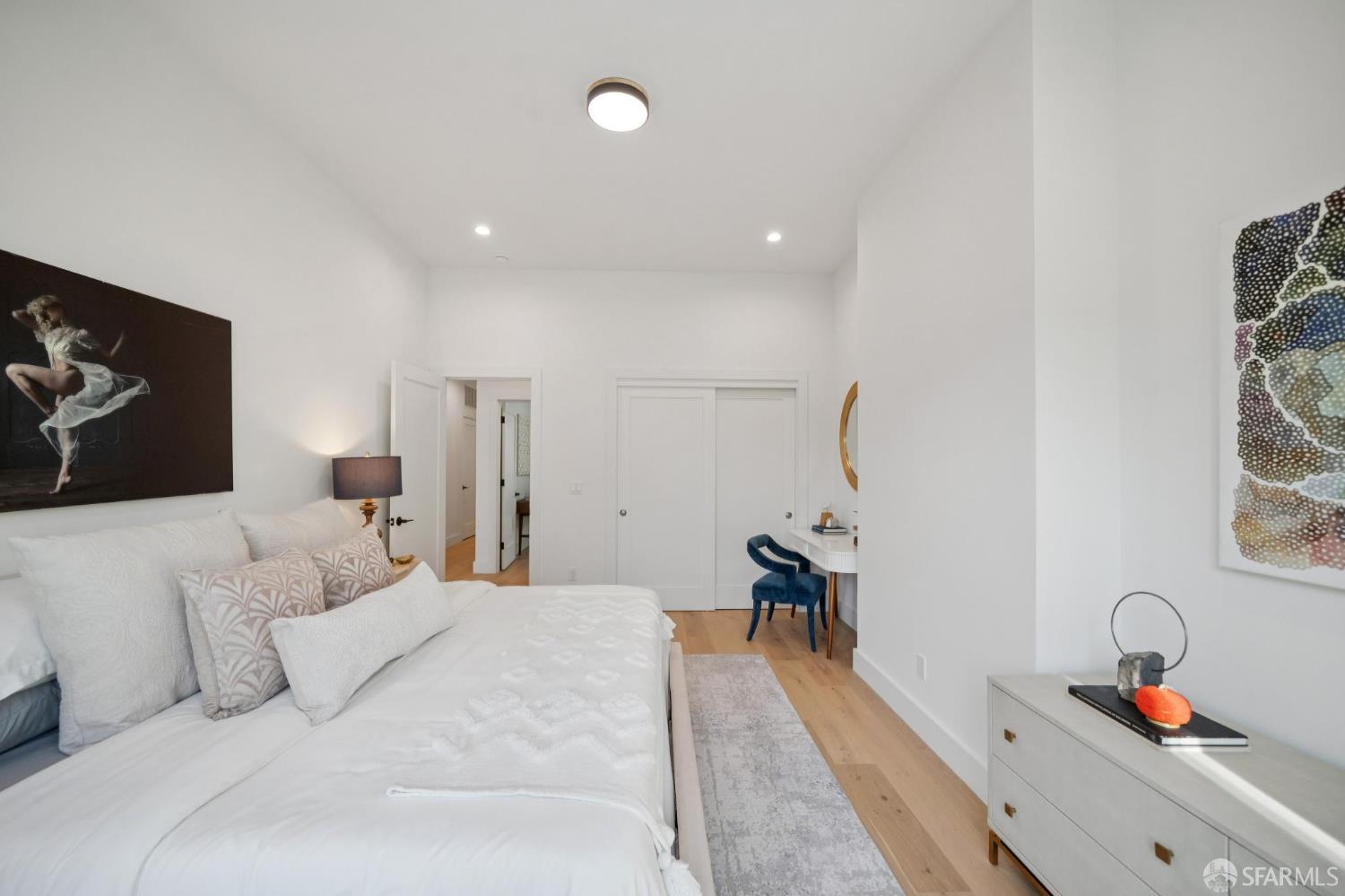 Detail Gallery Image 29 of 56 For 224 Clayton St #224,  San Francisco,  CA 94117 - 4 Beds | 2/1 Baths