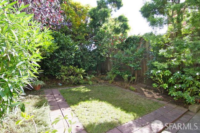 Detail Gallery Image 7 of 9 For 2512 Fillmore St #1,  San Francisco,  CA 94115 - 2 Beds | 1 Baths