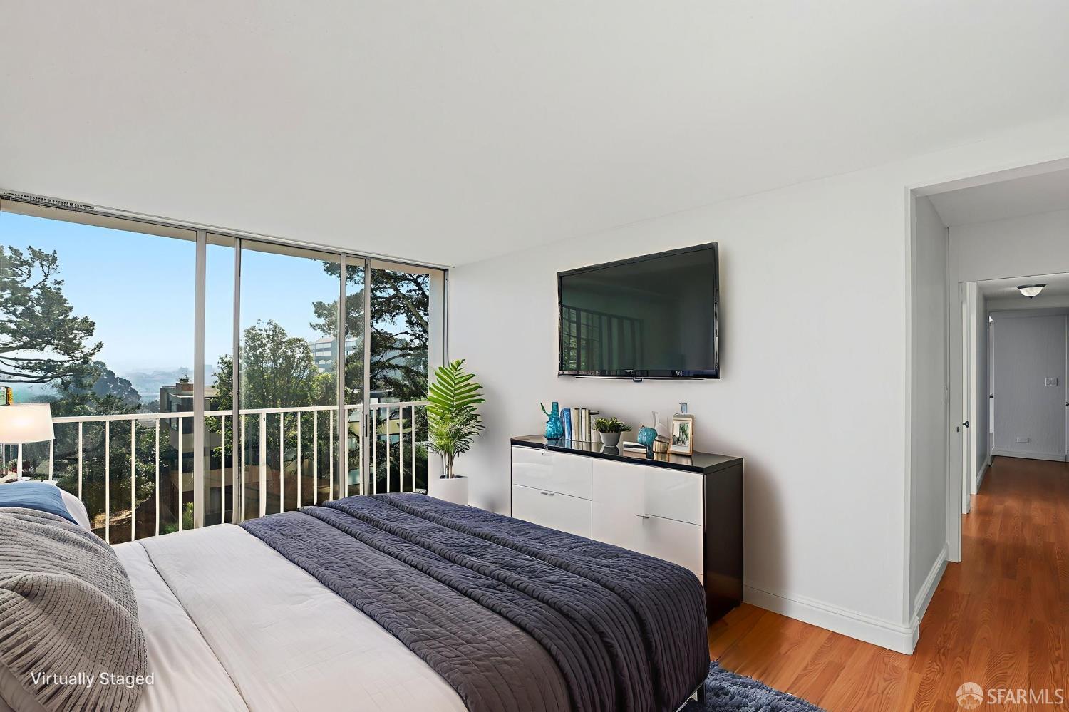 Detail Gallery Image 6 of 35 For 66 Cleary Ct #509,  San Francisco,  CA 94109 - 3 Beds | 2 Baths