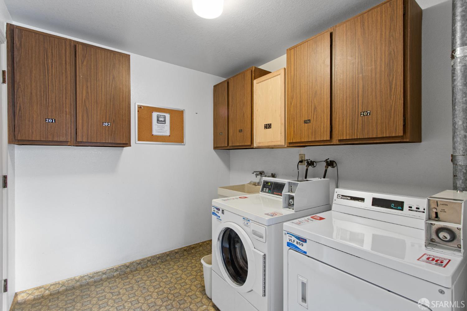 Detail Gallery Image 29 of 44 For 1461 Broadway St #205,  San Francisco,  CA 94109 - 1 Beds | 1 Baths